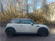 MINI HATCH ONE - 2531 - 7